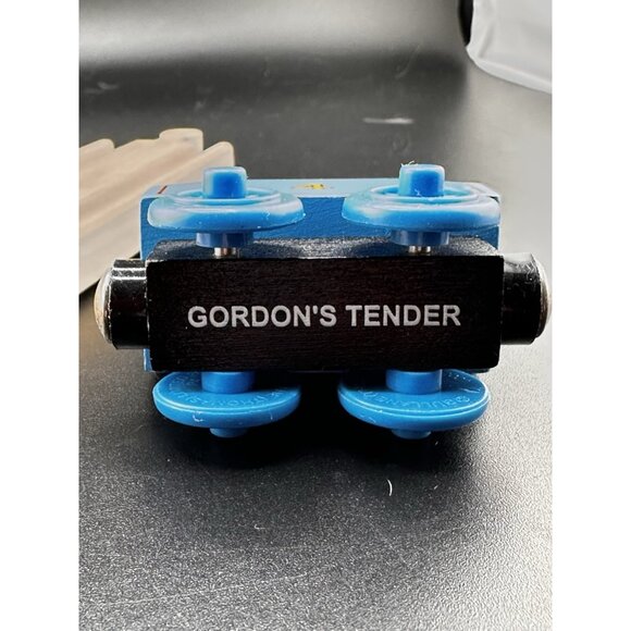 Thomas Wooden Railway Vtg 2001 Gordon’s Tender #4 RARE YEAR Learning Curve - Picture 5 of 8